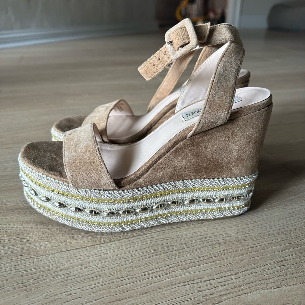 Steve Madden Tan Wedges with Braided Platform